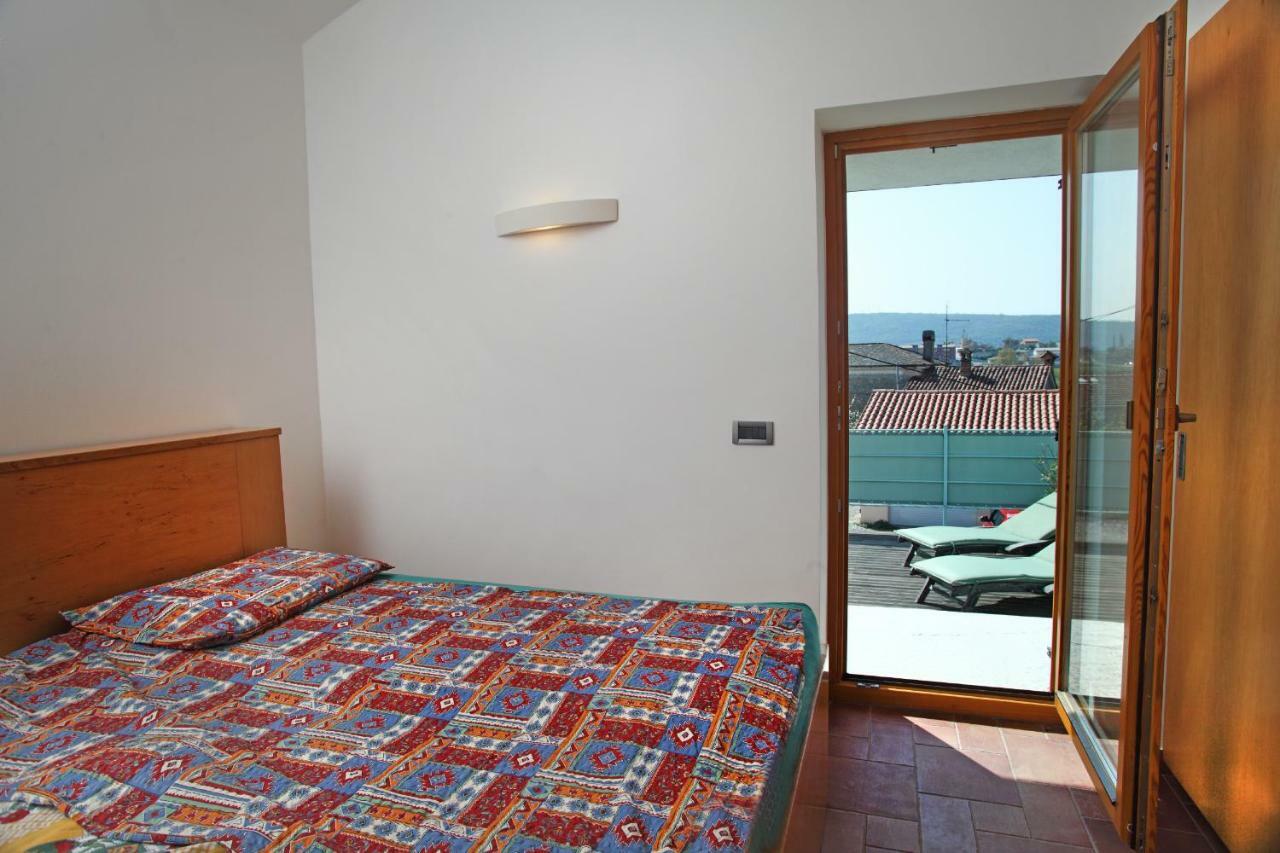Spacious Villa In Parecag With A Swimming Pool Secovlje Bagian luar foto